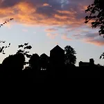 Gastehaus Am Schloss Sayn 게스트하우스