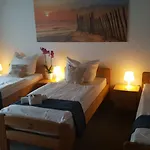 Πανσιόν Gastehaus Am Schloss Sayn *