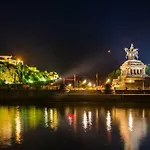 게스트하우스 Gastehaus Am Schloss Sayn