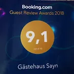 Gastehaus Am Schloss Sayn 게스트하우스 *