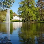 Gastehaus Am Schloss Sayn 벤도르프