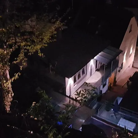 Pensjonat Gastehaus Am Schloss Sayn Bendorf