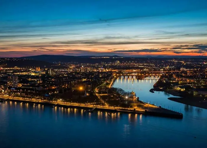 招待所 Gastehaus Am Schloss Sayn