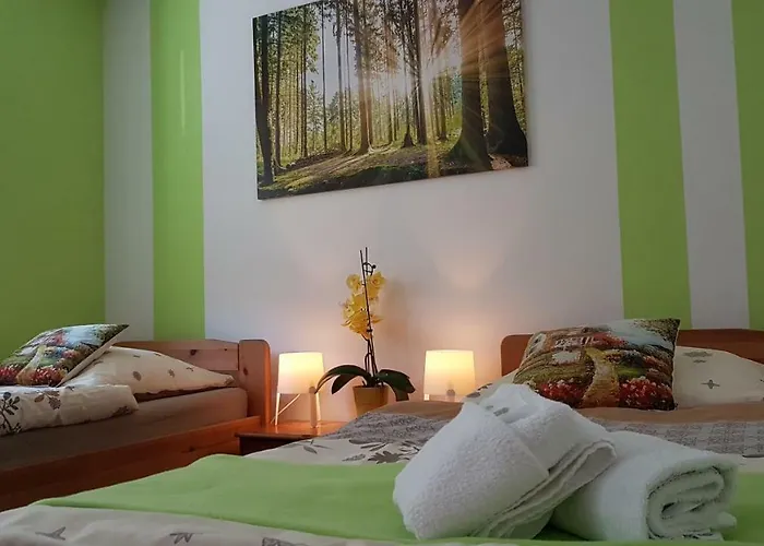 Gastehaus Am Schloss Sayn * 本多夫