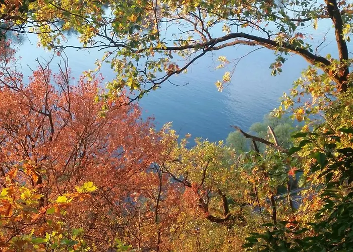 Gastehaus Am Schloss Sayn Guest house *